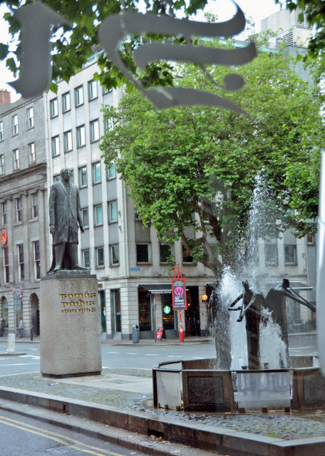 2016-07-10_Thomas Davis Statue & Memorial Fountain ˹ά˹ͼȪ0001.JPG