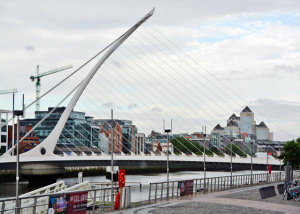 2016-07-10_Samuel Beckett Bridge_Cable-Stayed Bridge б-20001.JPG