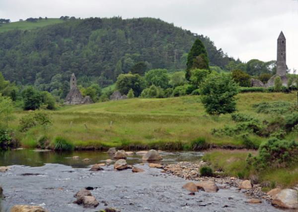 2016-07-10_Glendalough_Saint Kevin's Monastery by Lower Lake ʥ޵Ժº-20001.JPG