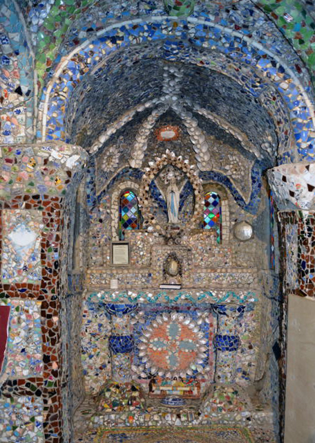 2016-07-08_Little Chapel of Guernsey_Altar ̳-10001.JPG