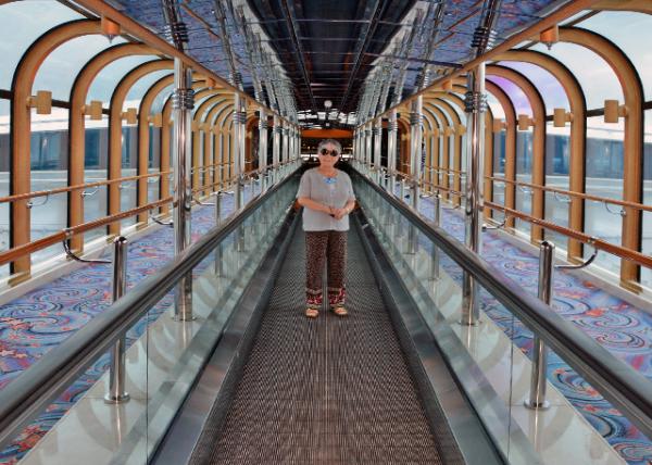 2016-07-08_Caribbean Princess_Skywalkers Nightclub-20001.jpg