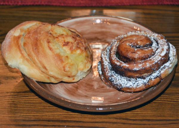 2016-06-30_Peppersack_Estonian Kringle & Cinnamon Braid Bread ɳ0001.JPG