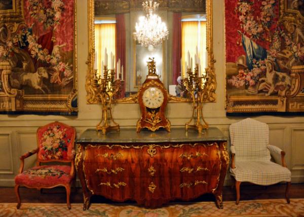 2016-07-04_Royal Palace_Living Rm -40001.JPG