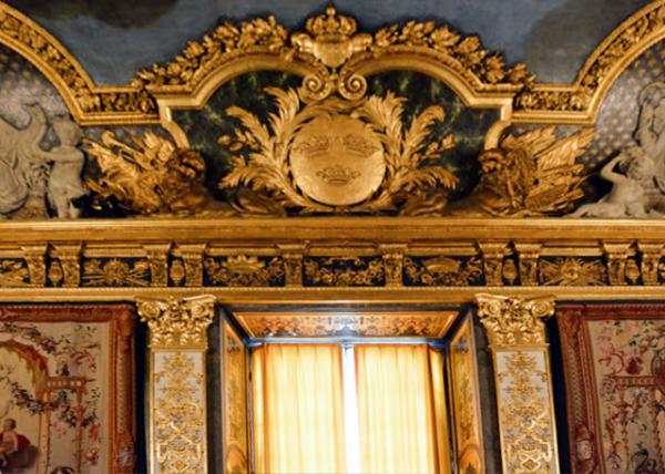 2016-07-04_Royal Palace_Window0001.JPG