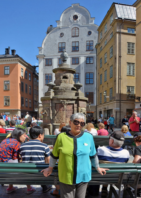 2016-07-04_Square Stortorget_Well0001.JPG
