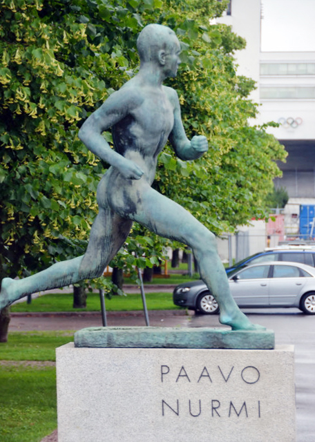 2016-07-03_Statue_Paavo Nurmi0001.JPG