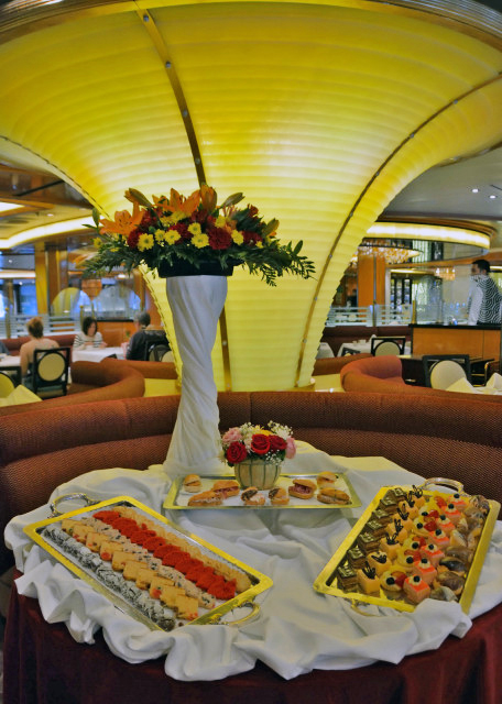 2016-07-03_Regal Princess_Afternoon Tea @ Concerto Dining Rm Э0001.JPG