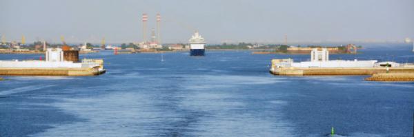 2016-07-02_St. Petersburg Dam_Saint Petersburg Flood Prevention Facility Complex ʥ˵ñʩ-40001.JPG