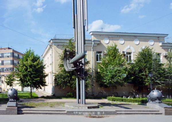 2016-07-02_Statue of Port ܡۿڡ-20001.JPG