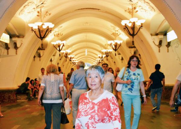 2016-07-01_Revolution Square Metro Station-30001.JPG