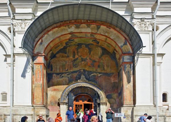 2016-07-01_Cathedral Square_Dormition Cathedral_West Portal 0001.JPG