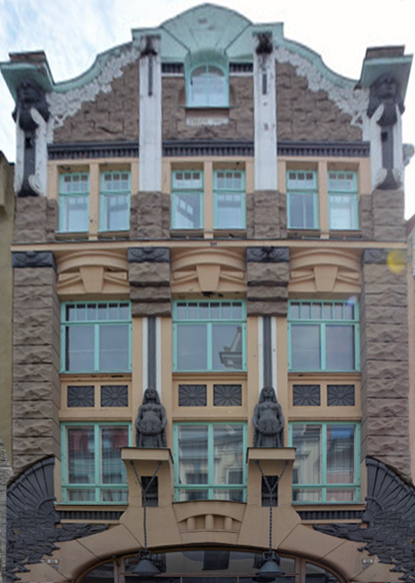 2016-06-30_Jacques Rosenbaum_Edificio Liberty2 Stern Egyptian Women w Bare Torsos Emphasising the Verticality of the Façade  ſˡɭķİŮǿ 0001.JPG