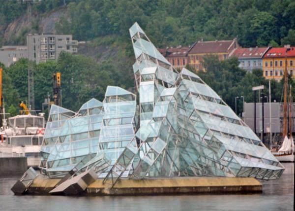 2016-06-26_Monument of Floating Glass & Steel Iceberg ֱɽ-10001.JPG