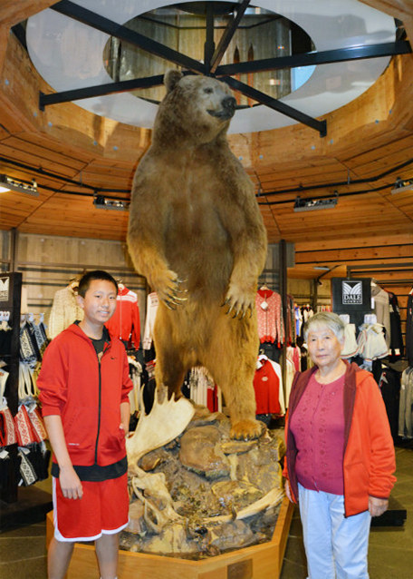 2016-06-26_Holmenkollen Ski Jump_Souvenir Shop -10001.JPG