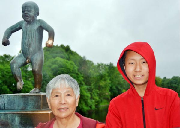 2016-06-26_Vigeland Sculpture Park_The Angry Boy's Golden Hand кĽ-20001.JPG
