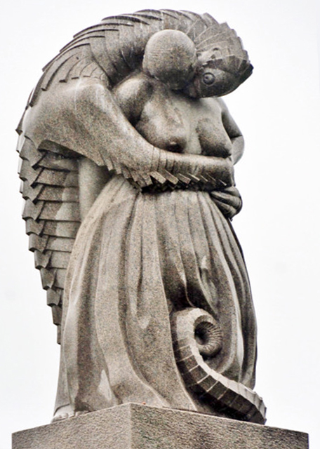 2016-06-26_Vigeland Sculpture Park_Surrender -190001.JPG