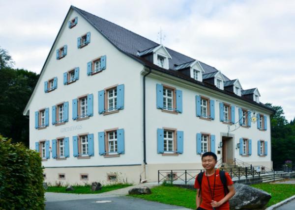 2017-08-22_Breitnau_Hofgut Sternen_Goethe stayed in this house on 29 September 1779 1779929סķ-10001.JPG