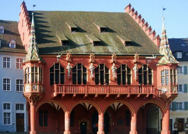 2017-08-22_Freiburg_Kaufhaus ٻ¥-10001.JPG