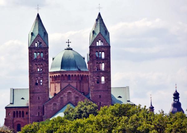 2017-08-20_Imperial Cathedral Basilica of the Assumption & St Stephen ʥĸʥʷٷҴ0001.JPG