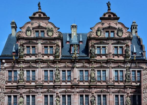 2017-08-20_Heidelberg Castle_Façade of Friedrich Palace Embellished w Sculptures of Kings and Emperors װŹͻʵ۵ܵĸϣ20001.JPG