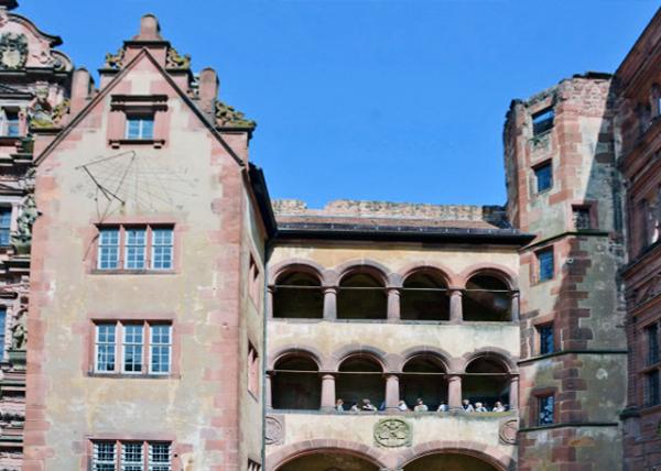 2017-08-20_Heidelberg Castle_Façade of Adorned Arcades_ the Architectural Masterpiece of the Renaissance ±Ǳոʱڽ-10001.JPG