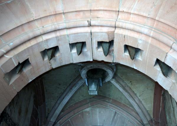 2017-08-20_Heidelberg Castle_Armored Gate װ0001.JPG