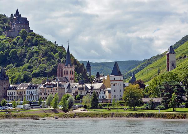 2017-08-19_Bacharach ͹_Burg Stahleck ֽǳǱ-Ruine Wernerkapelle άɽ÷-Peterskirche ˵ý-Postenturm 0001.JPG