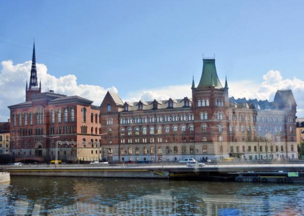 2016-07-04_Bookpublisher Norstedt Building Seen from Vasabron in Riddarholmen ͼ鷢ŵ˹̩ش0001.JPG