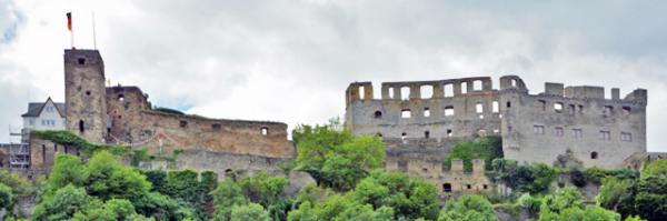2017-08-19_St Goar_Rheinfels Castle @ Rheinkilometer 557-40001.JPG