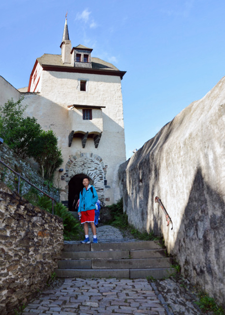 2017-08-19_Door_Arrow Slit Gate w Steward's Tower ܼ-10001.JPG