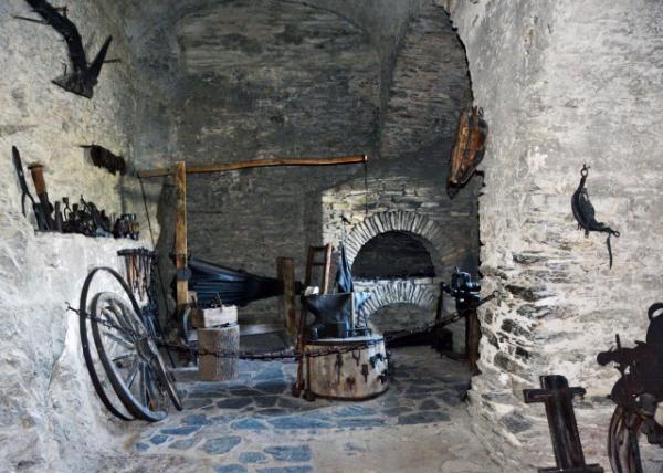 2017-08-19_Blacksmith's Workshop_Late Medieval Forge ҡڶ칤0001.JPG