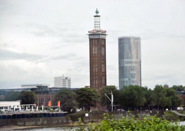 2017-08-18_Bldg_Fair Tower Cologne-KölnTriangle ¡-10001.JPG