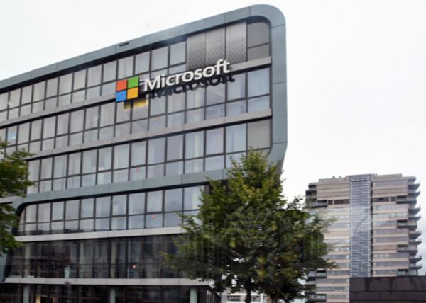 2017-08-18_Bldg_Microsoft ΢0001.JPG