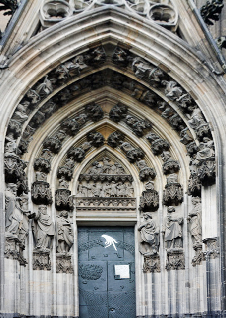 2017-08-18_Kölner Dom_The Entrance from the South -10001.JPG