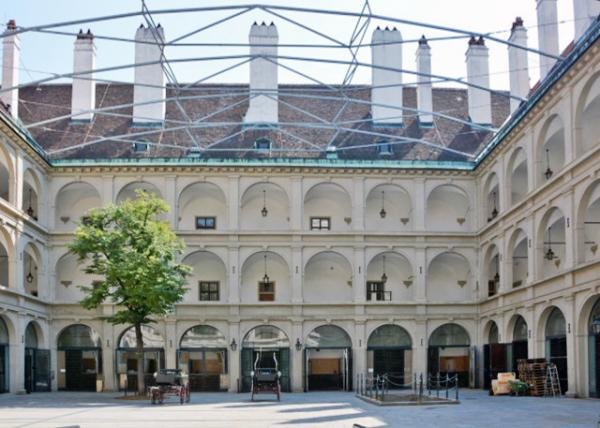 2017-07-09_Spanish Riding School ѧУ0001.JPG