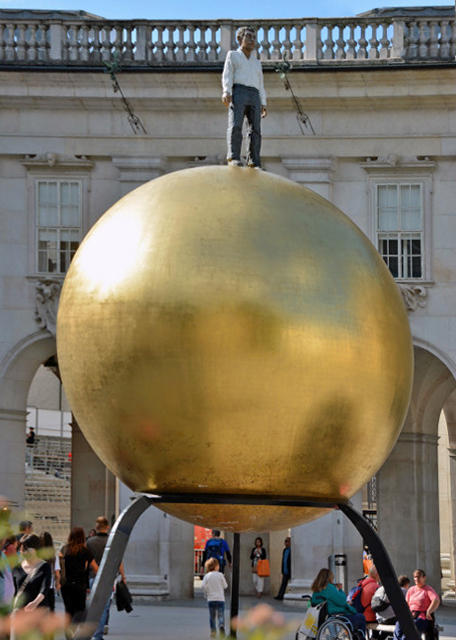 1746505823475342.jpg 2017-07-03_Kapitelplatz_Sculpture Sphaera 教士广场·《穹苍地球》0001.JPG