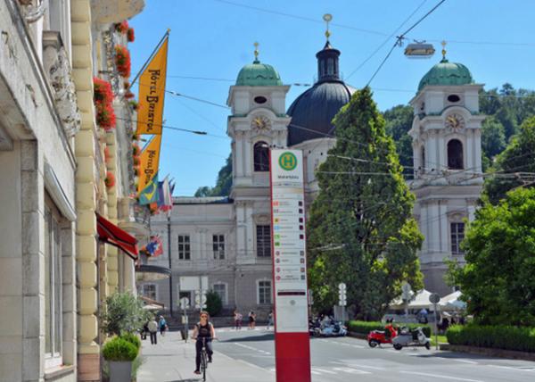 2017-07-04_Makartplatz ع㳡0001.JPG