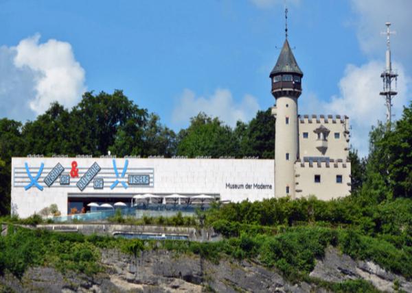 2017-07-04_Museum der Moderne Salzburg on Mönchsberg ɽɮɽִ-10001.JPG