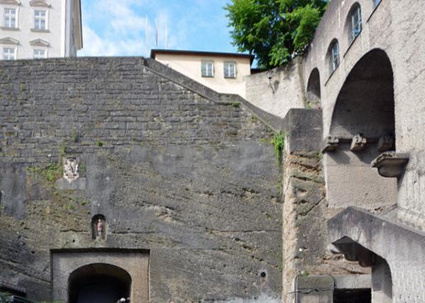 2017-07-04_Monchsberg ɽ0001.JPG