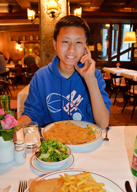 1746550425636078.jpg 2017-07-04_Herzl Goldener Hirsch0001.JPG