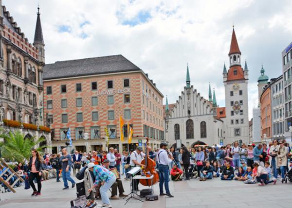 2017-07-03_Marienplatz 㳡0001.JPG