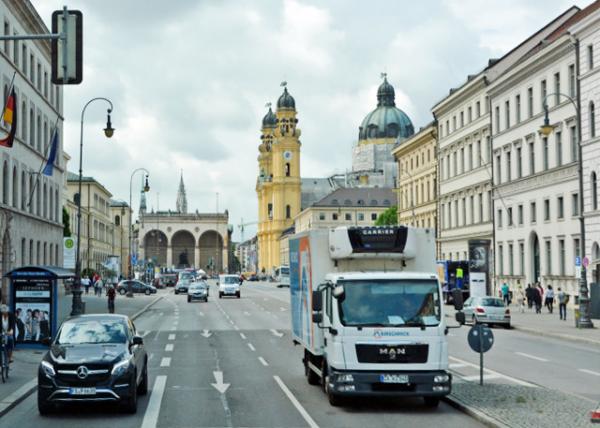 2017-07-03_Brienner Straße ּ{0001.JPG