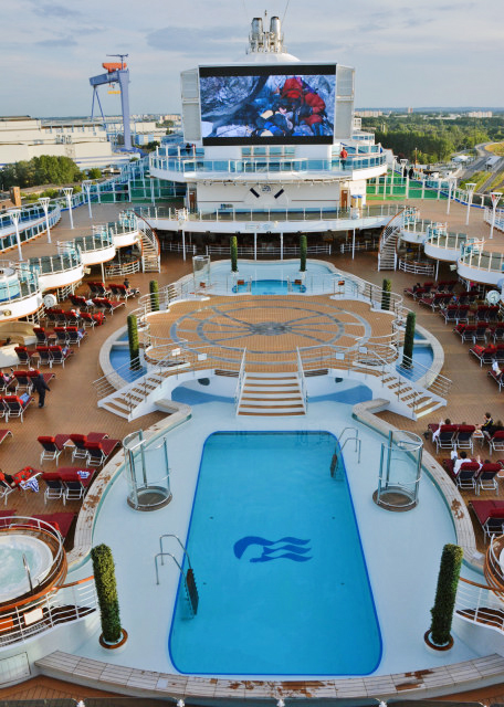 2016-06-28_Regal Princess_Movies under Stars ǹӰ0001.JPG