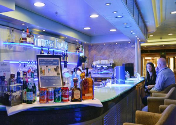 2016-06-28_Regal Princess_Princess Live Cafe0001.JPG