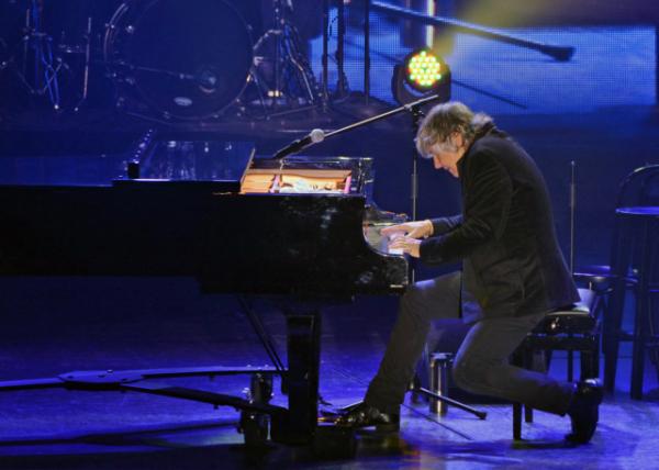 2016-06-28_Regal Princess_Music & Comedy John Bressler-10001.JPG