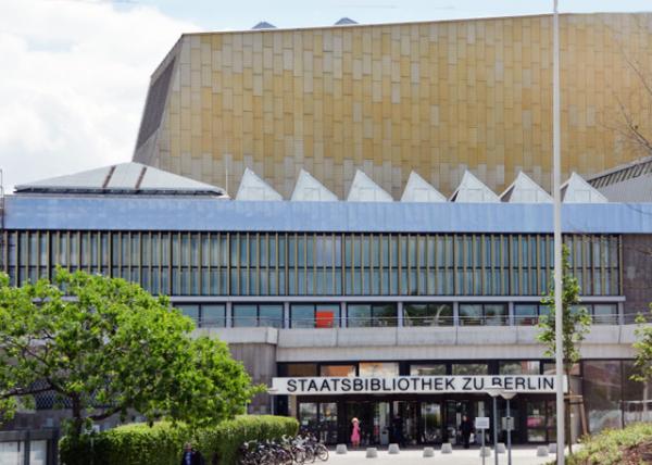 2016-06-28_Berlin State Library-10001.JPG