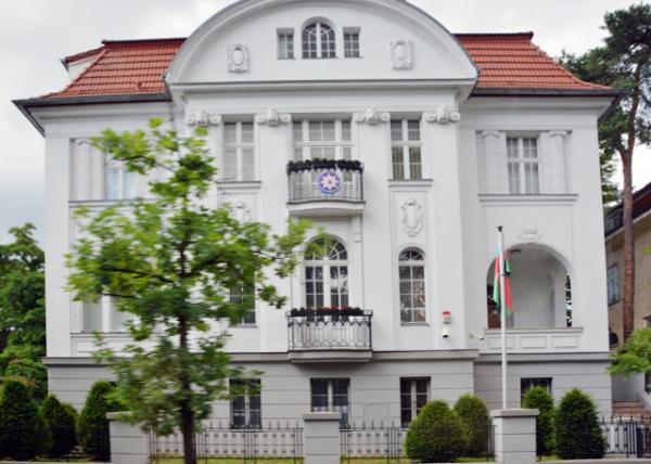 2016-06-28_Mansion_Embassy of the Republic of Azerbaijan0001.JPG