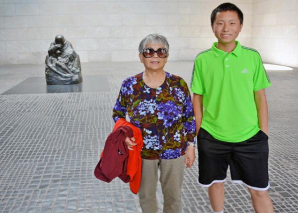 2016-06-28_Neue Wache_Statue of Mother w Her Dead Son ¸ڡĸӡ-20001.JPG