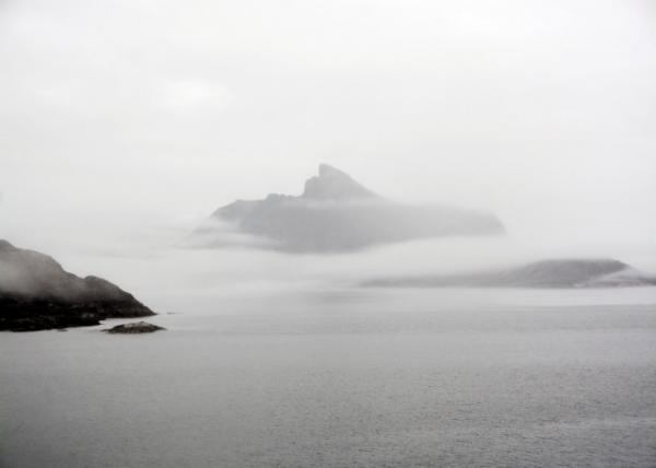 2023-08-24_Tasermiut Fjord Loomed by Clouds & Fog-60001.JPG