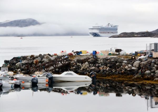 2023-08-24_Caribben Princess Moored Offshore-10001.JPG